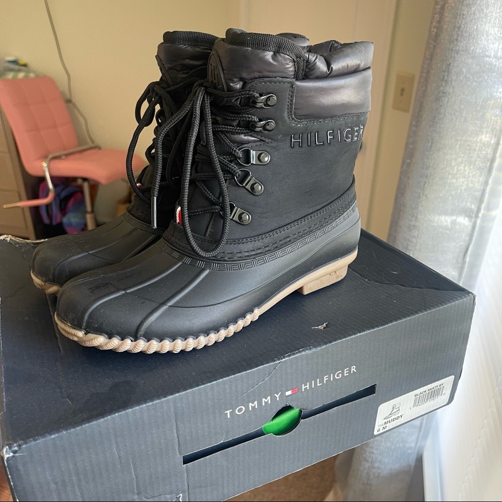 Tommy Hilfiger Duck Boots
